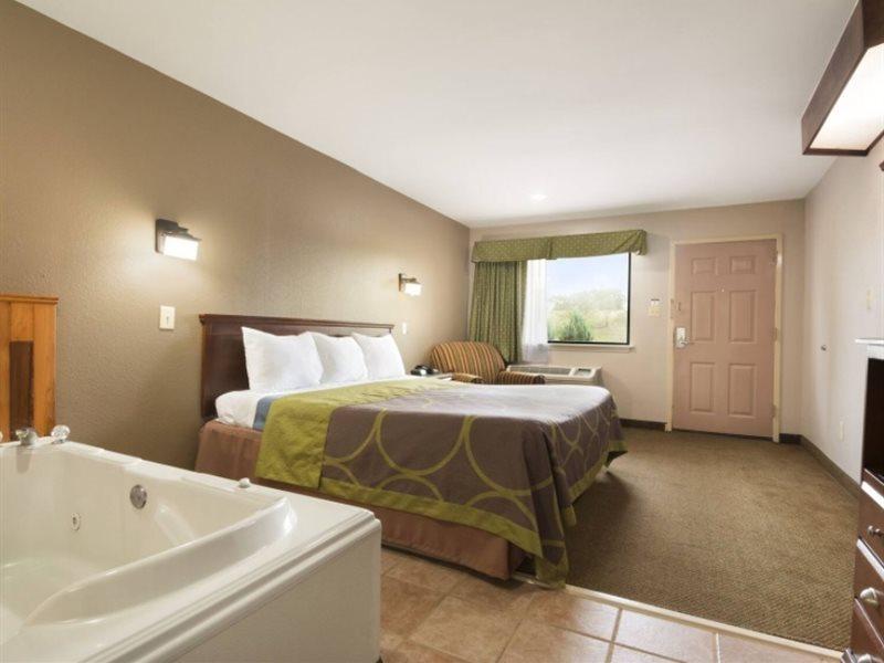 Super 8 Baton Rouge/I-12 Motel Eksteriør bilde